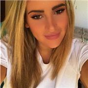 Diplomata in ragioneria e mi sto per laureare nella facoltà di giurisprudenza